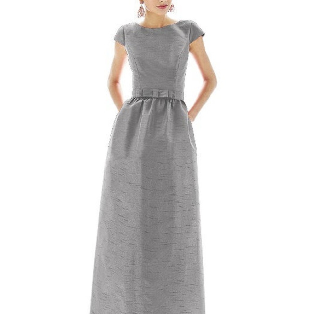 Alfred Sung Silver Cap Sleeved Gown